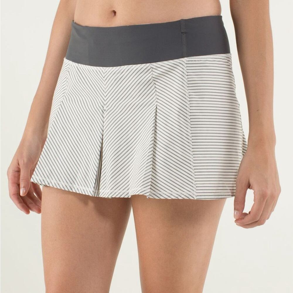 Lululemon Fast Cat Skirt Hyper Stripe Reflective Angel Wing Mini Skort Size 8